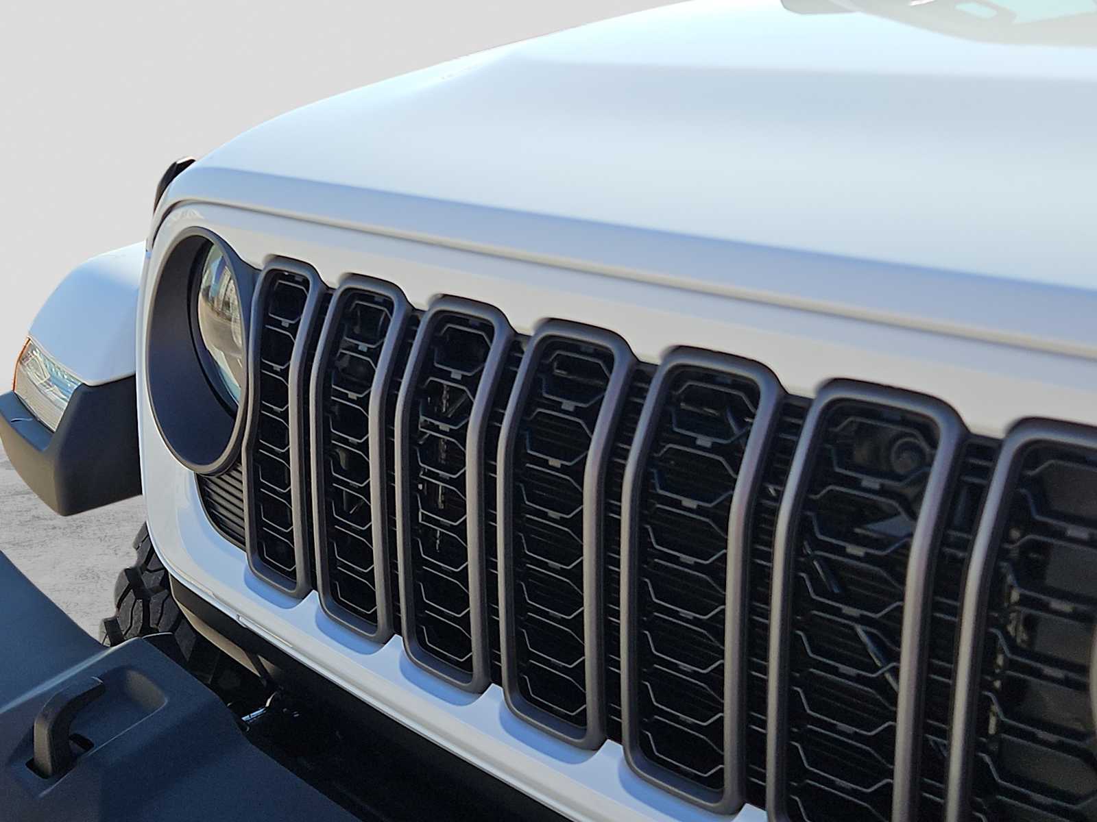 Thumbnail: 2026 Jeep Gladiator - 13