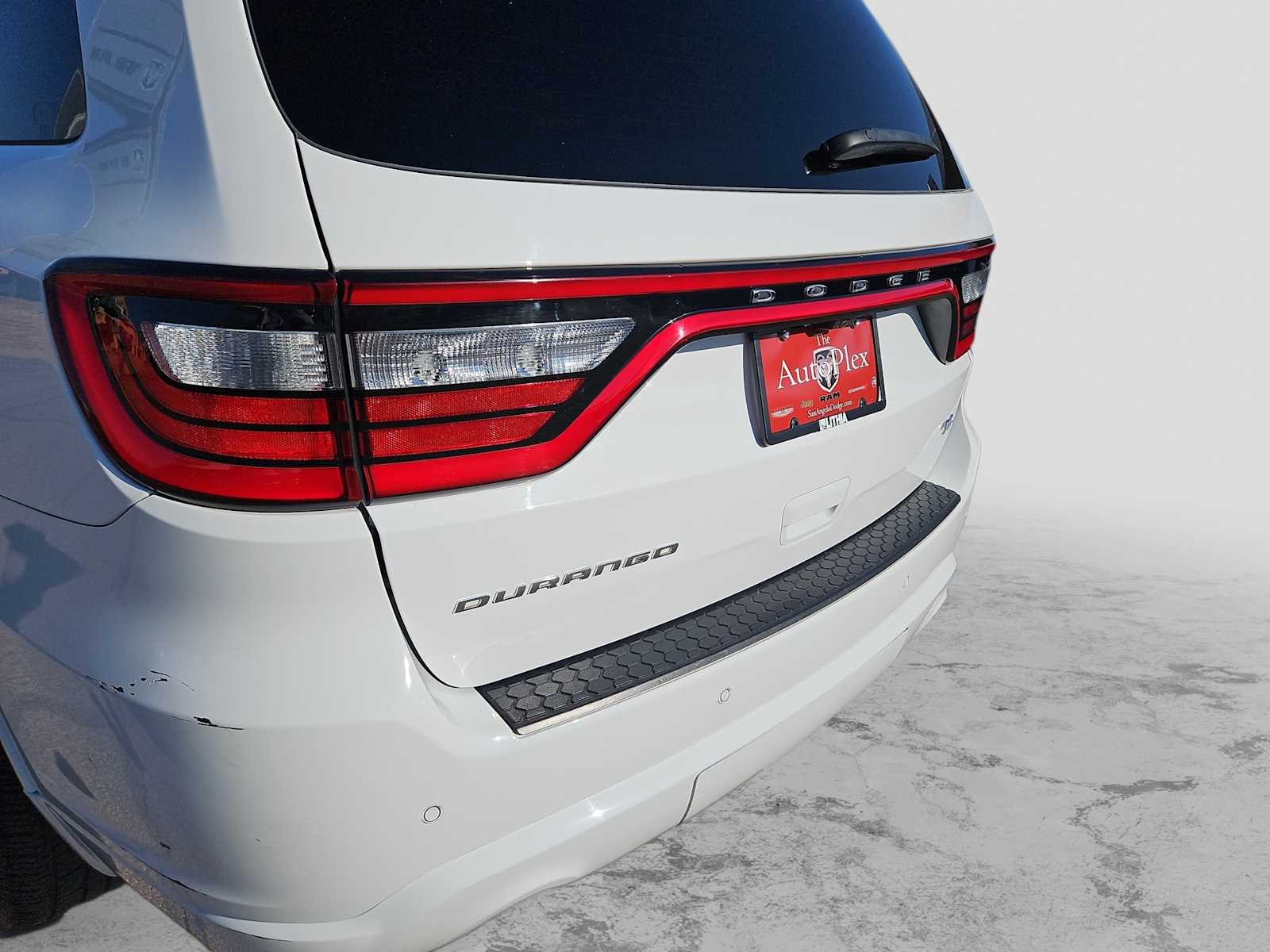 Thumbnail: 2022 Dodge Durango - 23