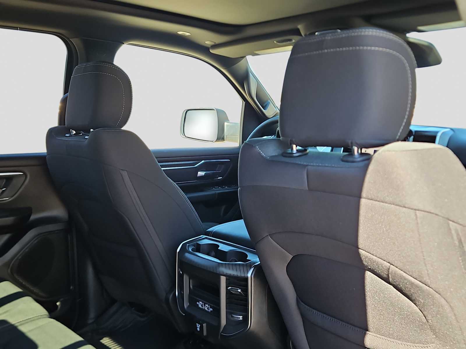 Thumbnail: 2026 RAM 1500 - 17