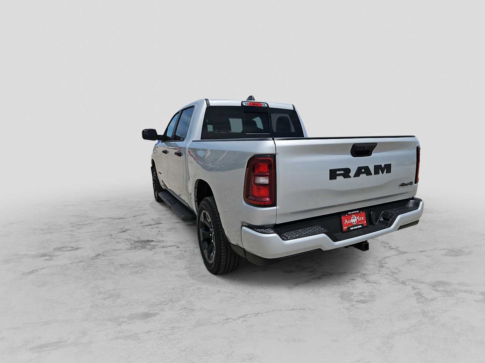 Thumbnail: 2026 RAM 1500 - 6