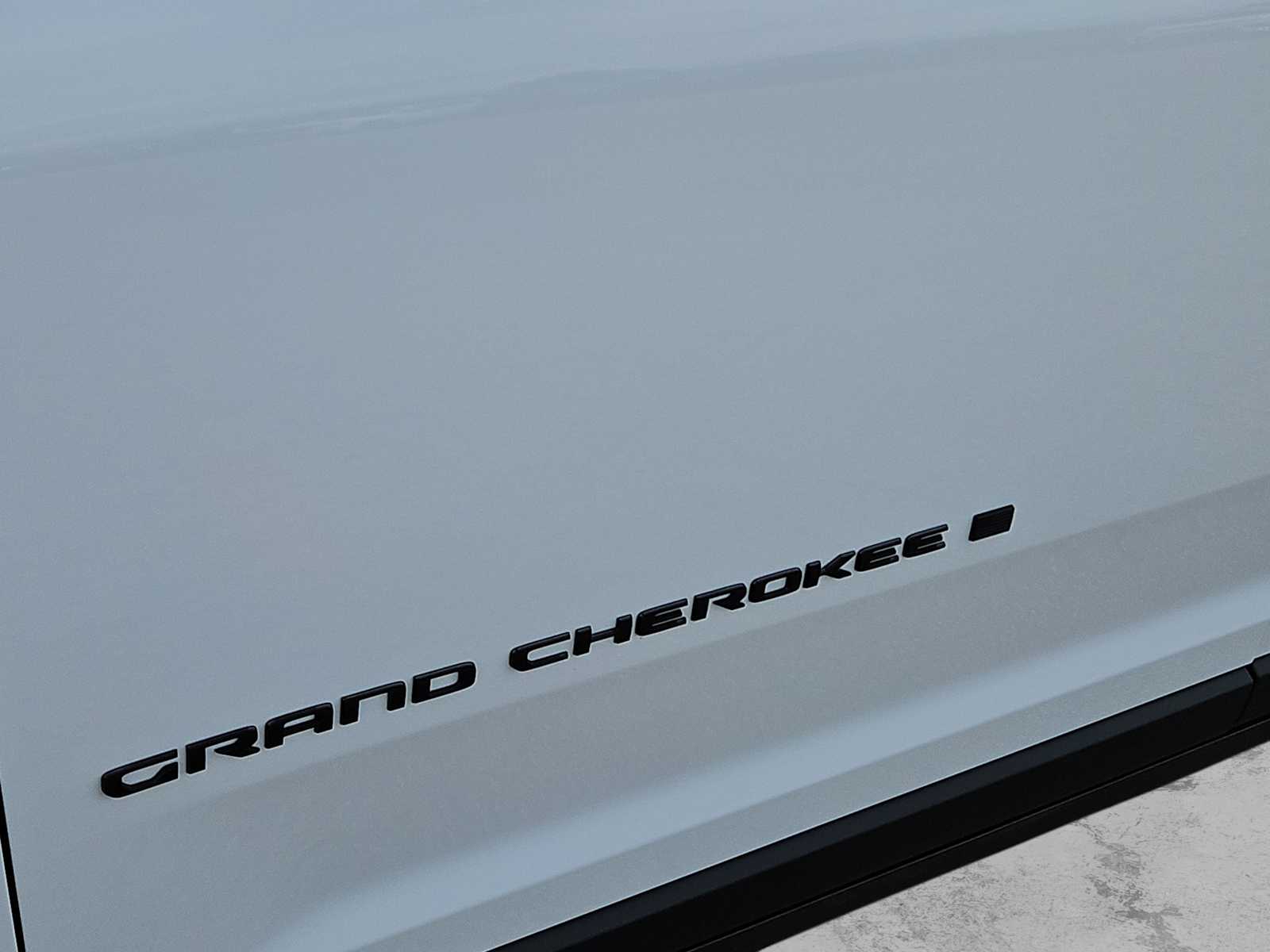 Thumbnail: 2026 Jeep Grand Cherokee - 12