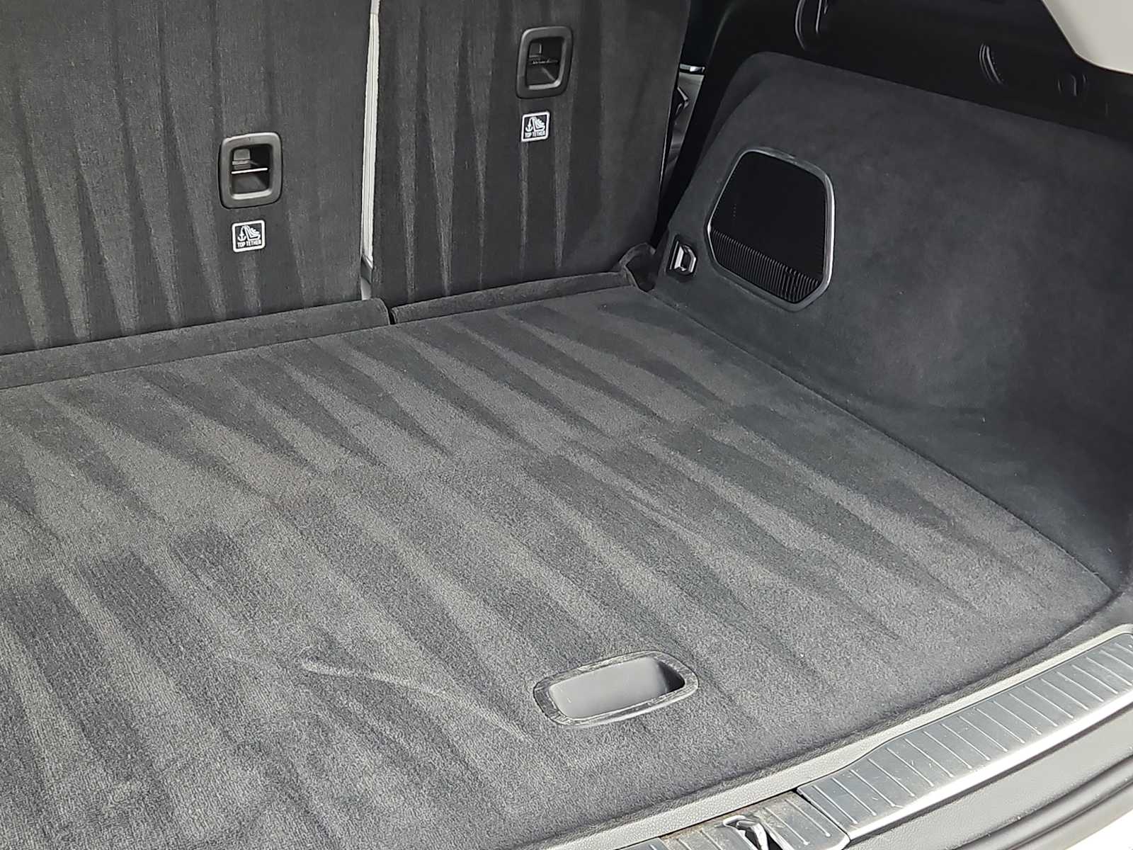 Thumbnail: 2022 Jeep Grand Cherokee - 23