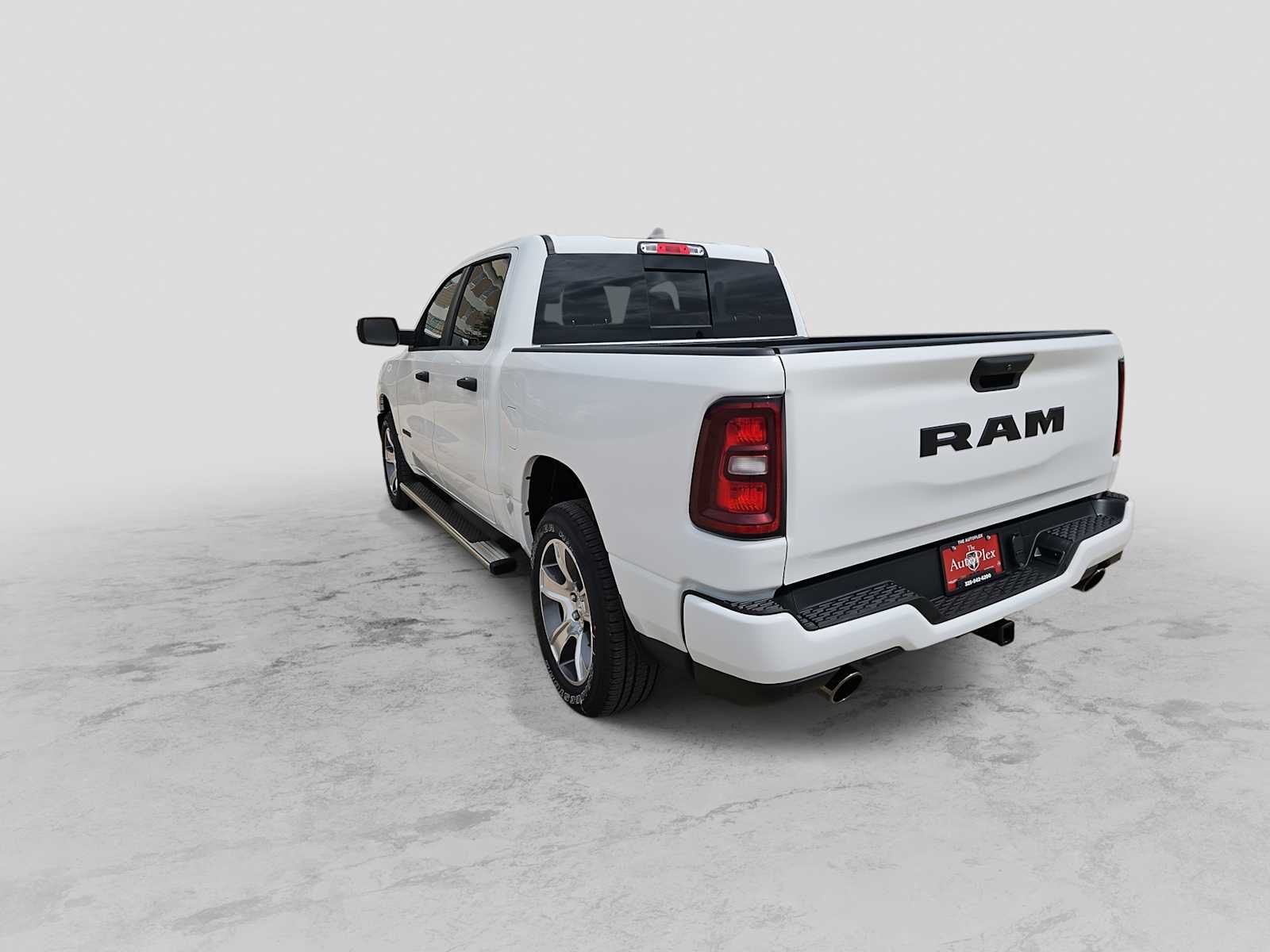 Thumbnail: 2026 RAM 1500 - 6
