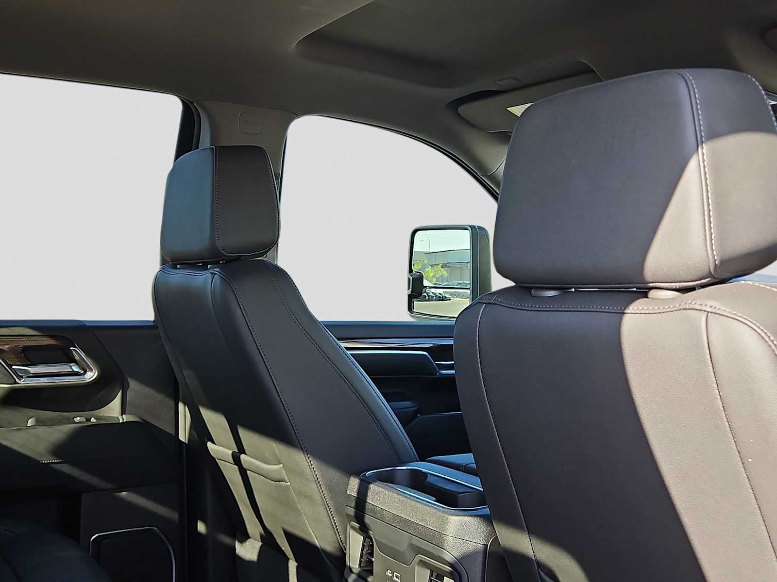 Thumbnail: 2024 Chevrolet Silverado 2500 - 17