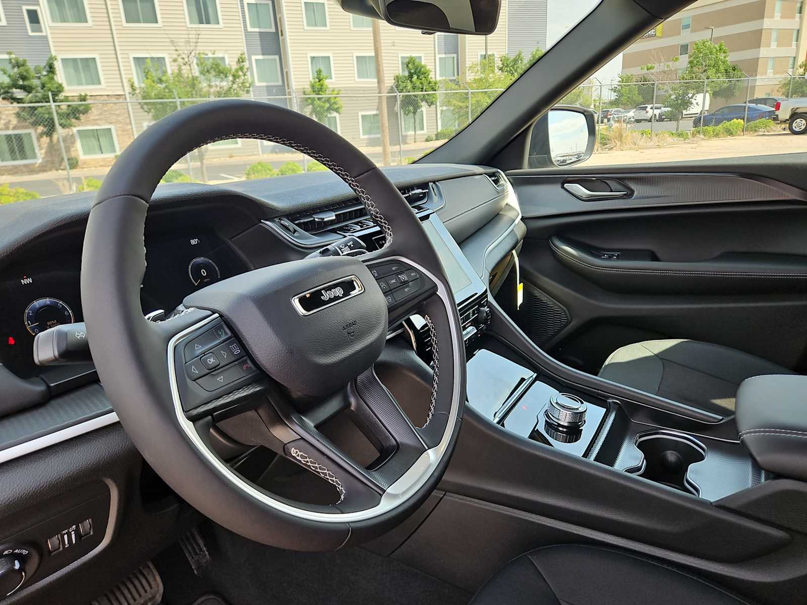 Thumbnail: 2026 Jeep Grand Cherokee - 10