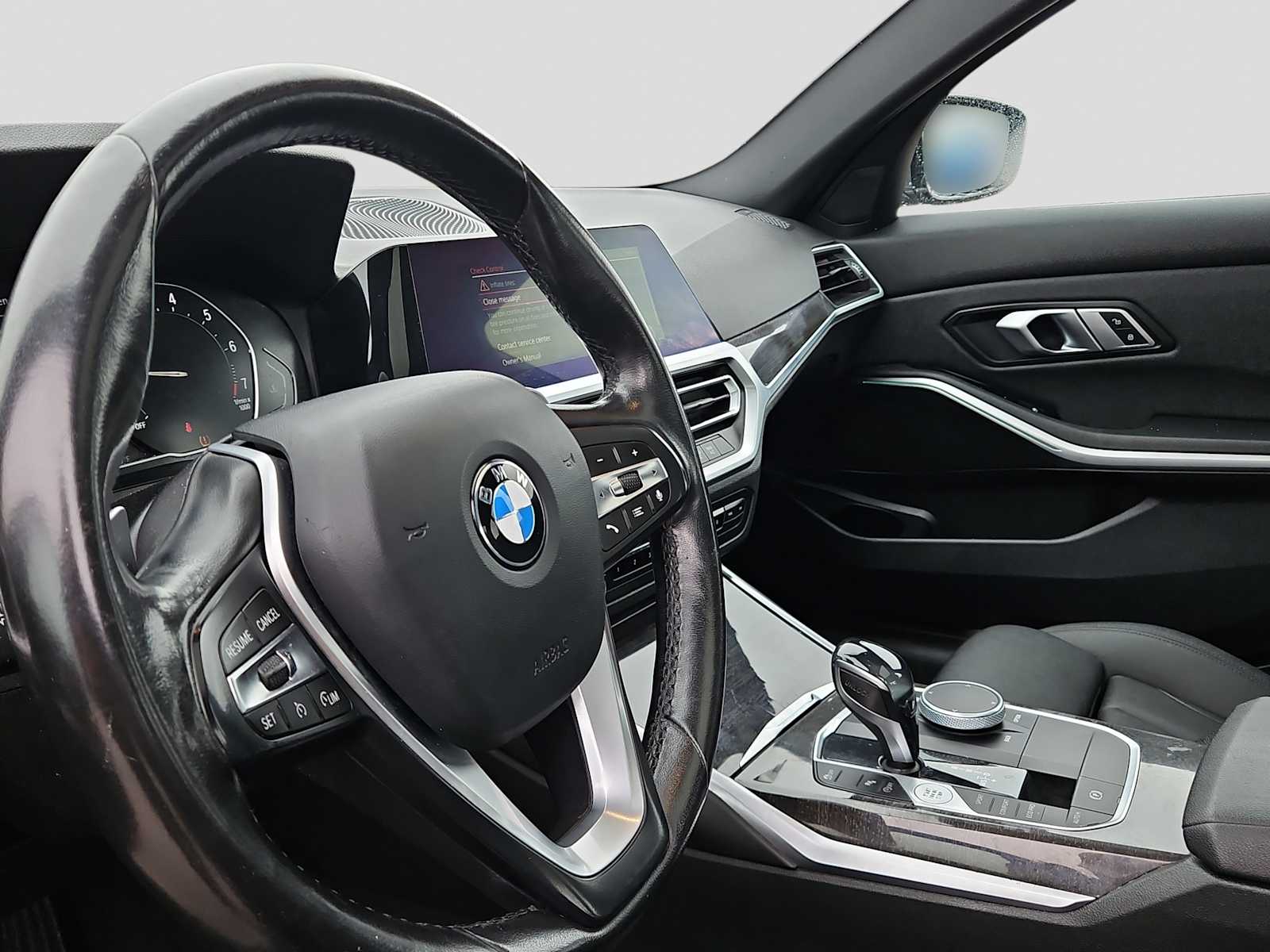 Thumbnail: 2021 BMW 3 Series - 10