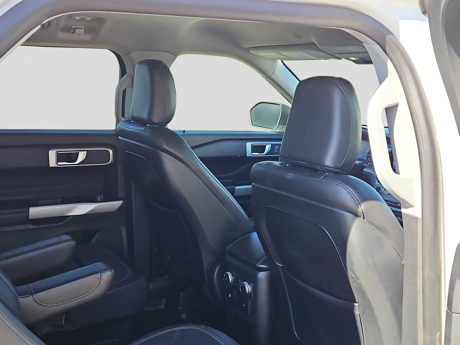 Thumbnail: 2020 Ford Explorer - 17