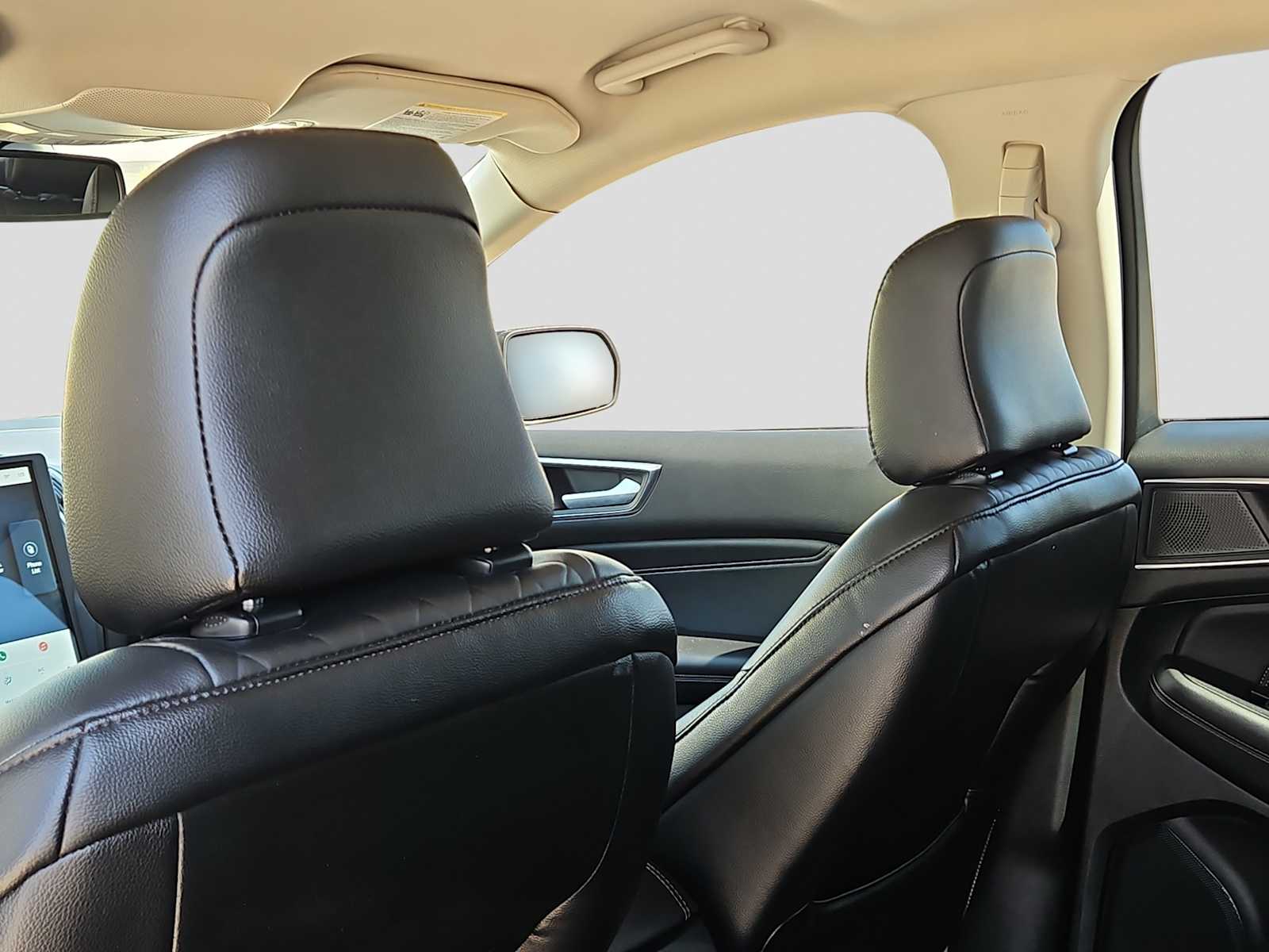 Thumbnail: 2023 Ford Edge - 16