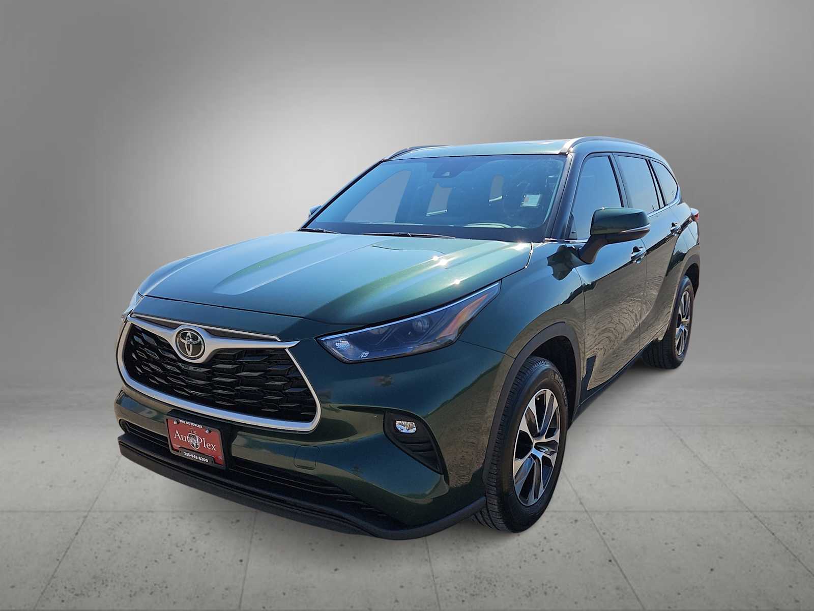 Thumbnail: 2023 Toyota Highlander - 1