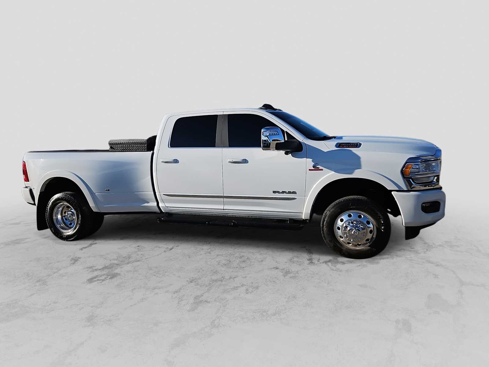 Thumbnail: 2024 RAM 3500 - 9