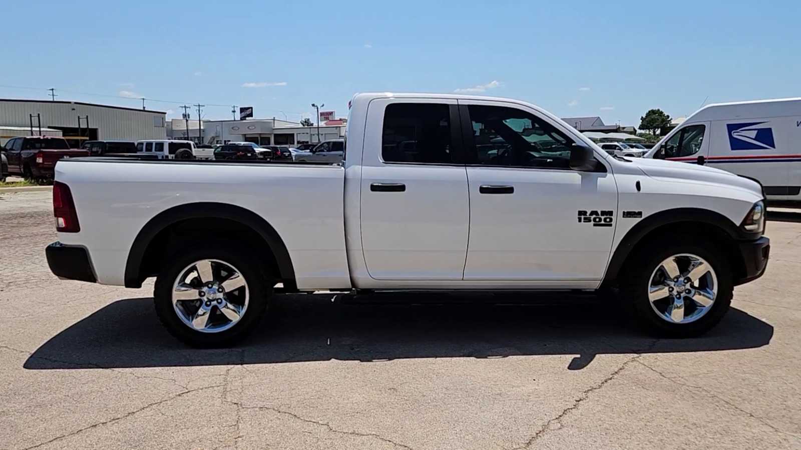 Thumbnail: 2021 RAM 1500 Classic - 9