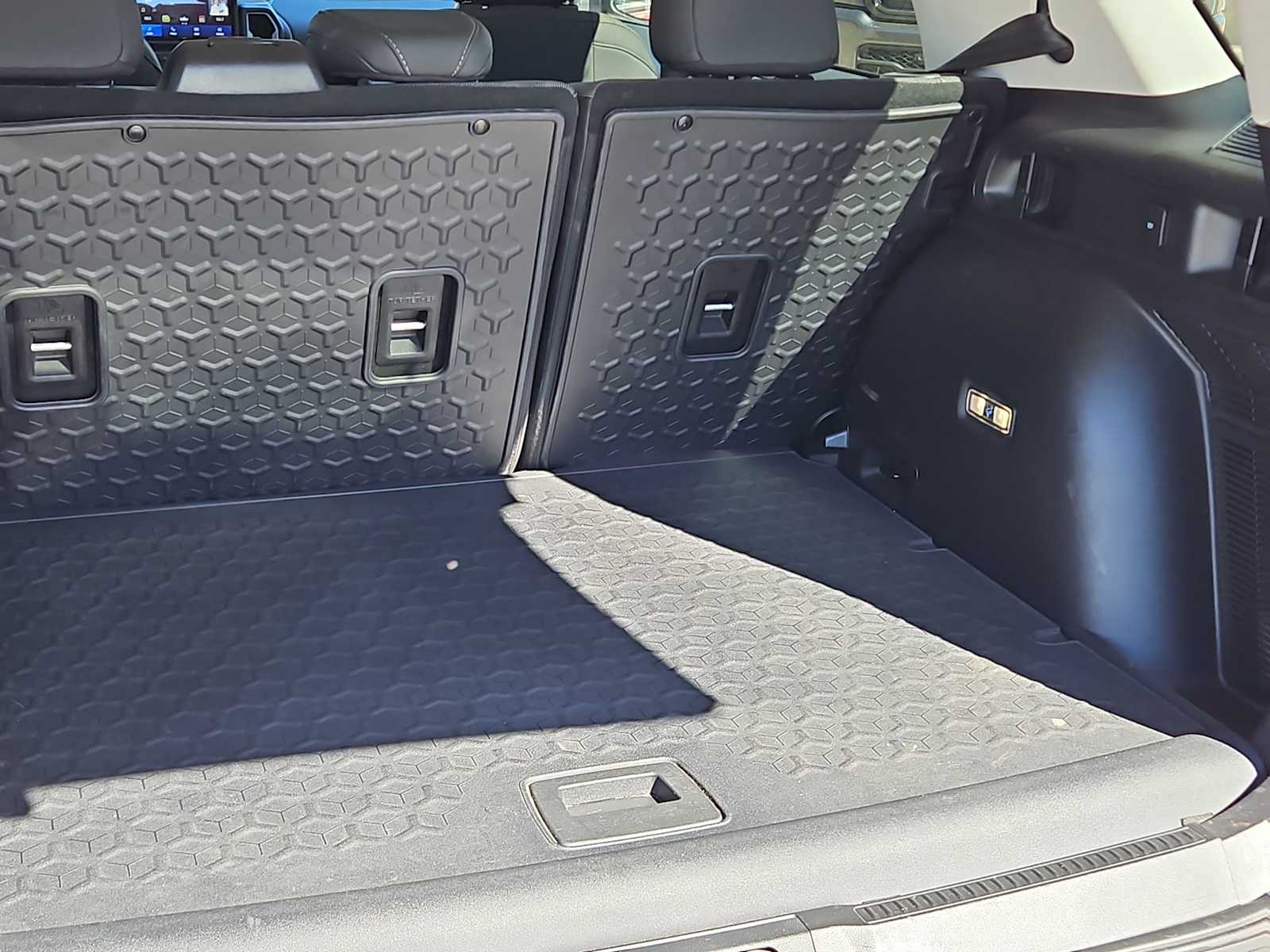 Thumbnail: 2023 Ford Bronco Sport - 23