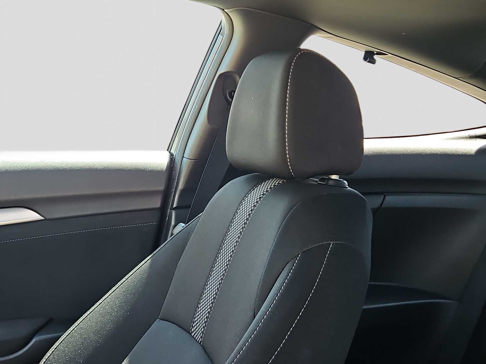 Thumbnail: 2019 Honda Civic - 14