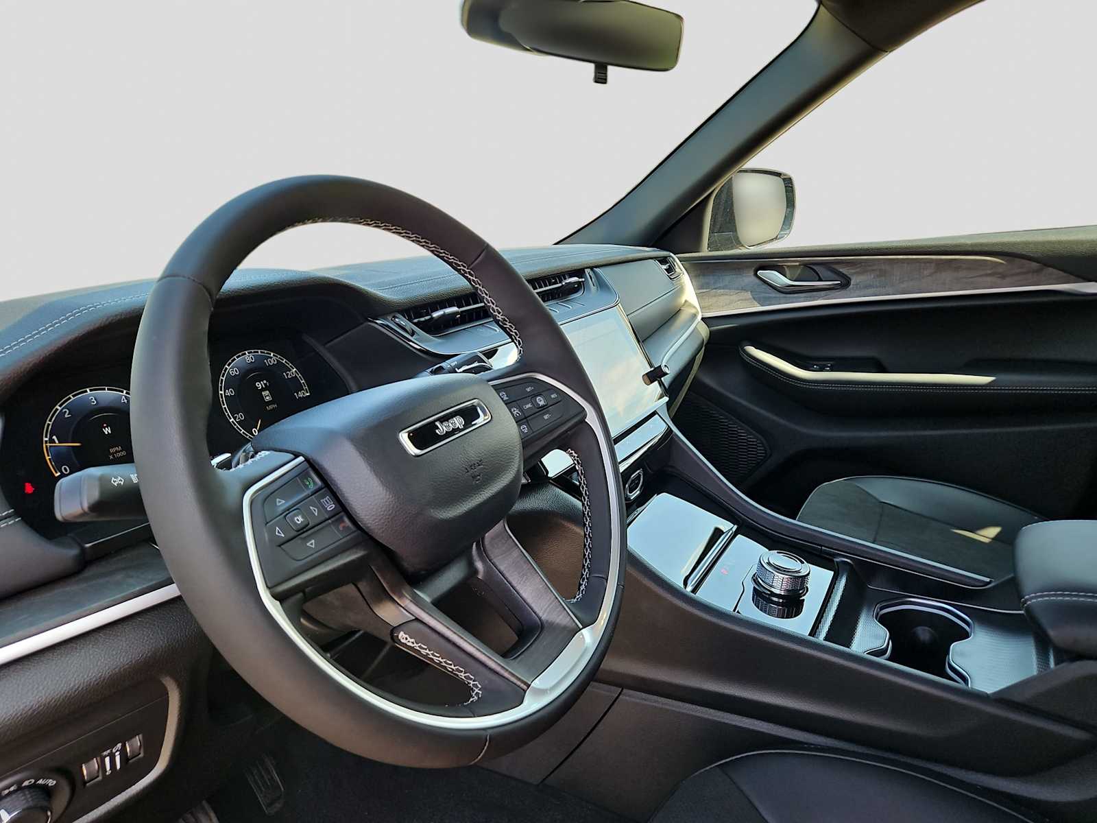 Thumbnail: 2026 Jeep Grand Cherokee - 10