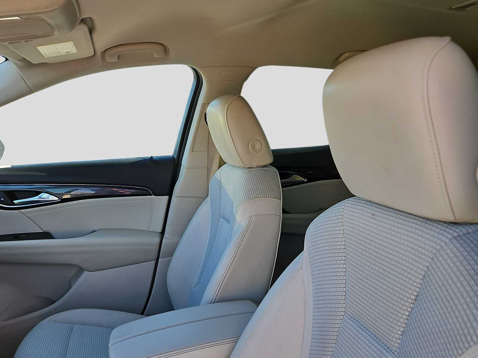 Thumbnail: 2023 Buick Envision - 17