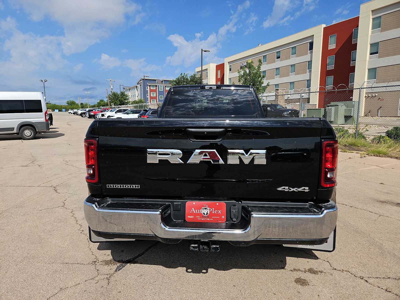 2025 RAM 3500 Big Horn 13