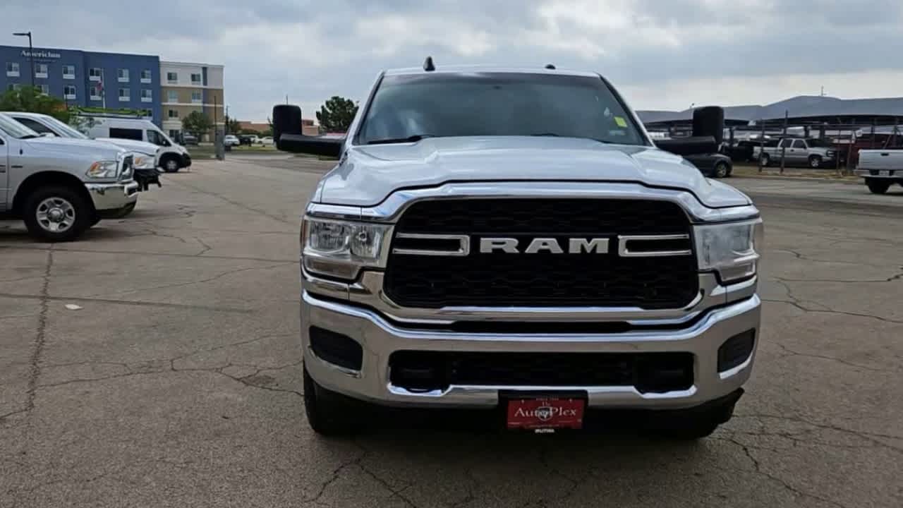 2021 Ram 2500 Tradesman photo 3