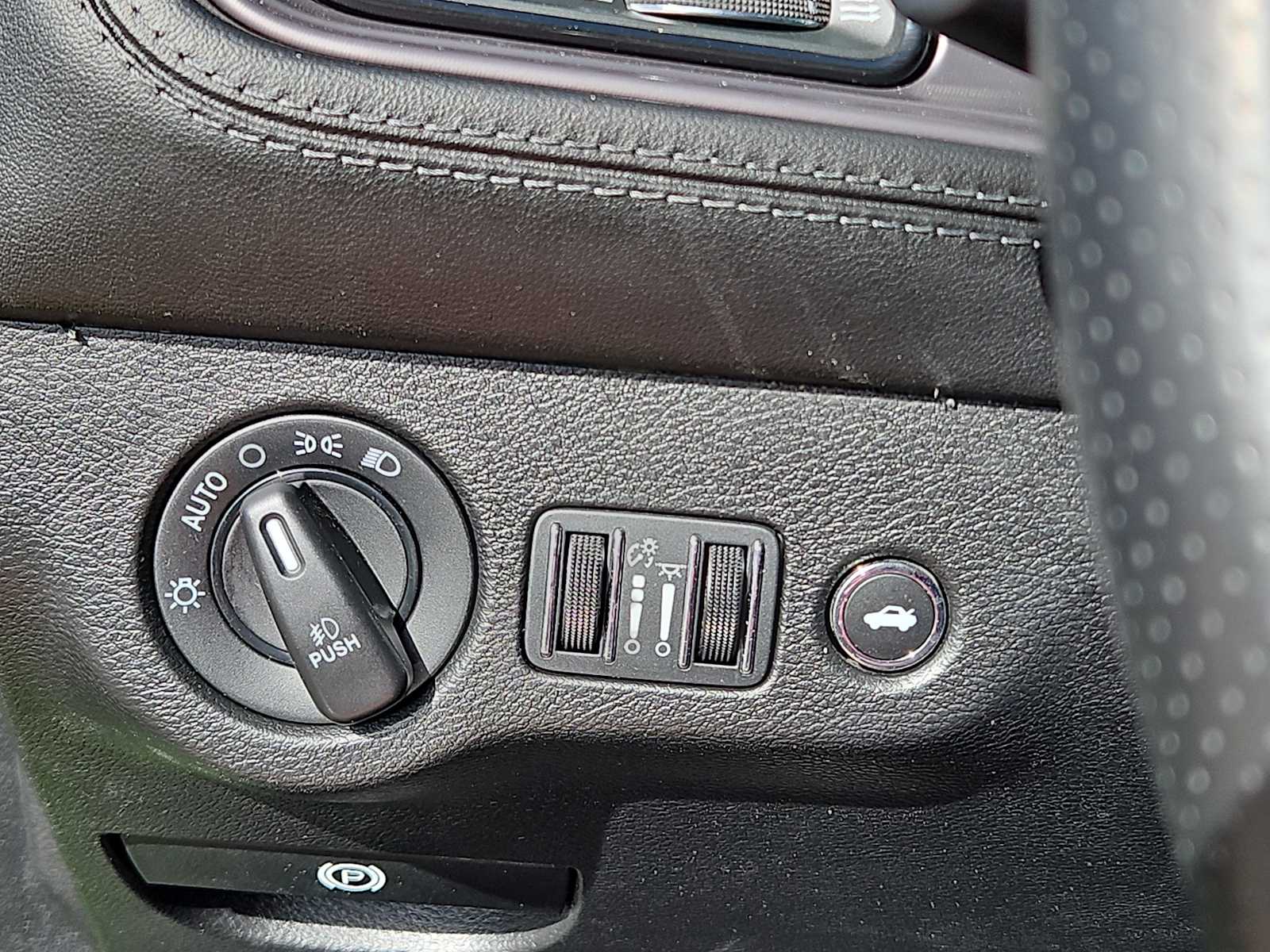 Thumbnail: 2023 Dodge Challenger - 17