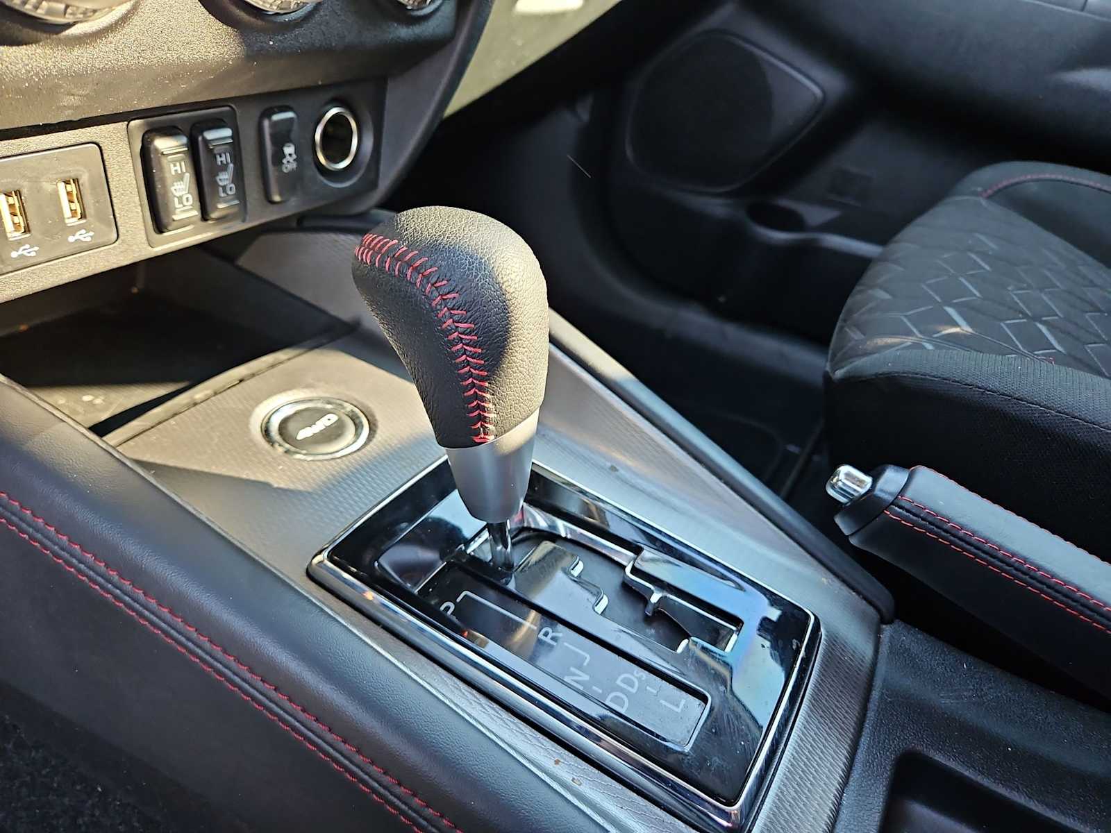 Thumbnail: 2024 Mitsubishi Outlander Sport - 21