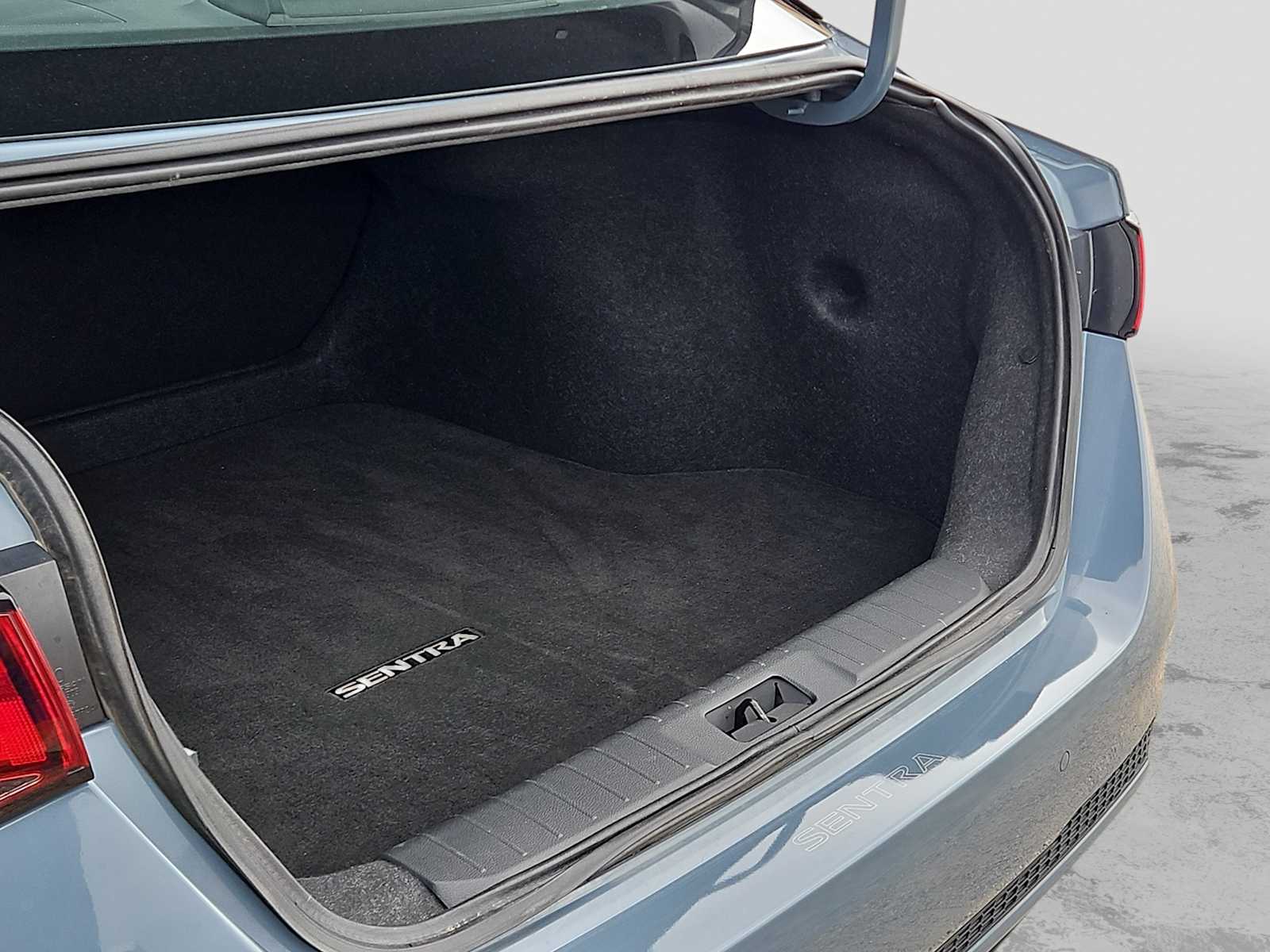 Thumbnail: 2025 Nissan Sentra - 23