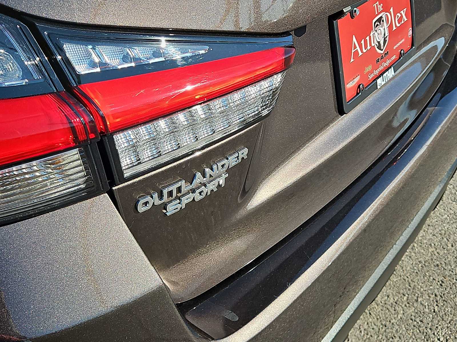 Thumbnail: 2024 Mitsubishi Outlander Sport - 11