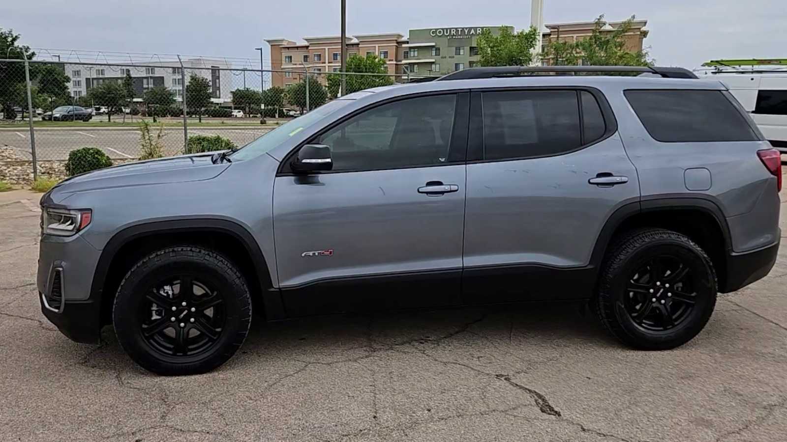 Thumbnail: 2021 GMC Acadia - 4