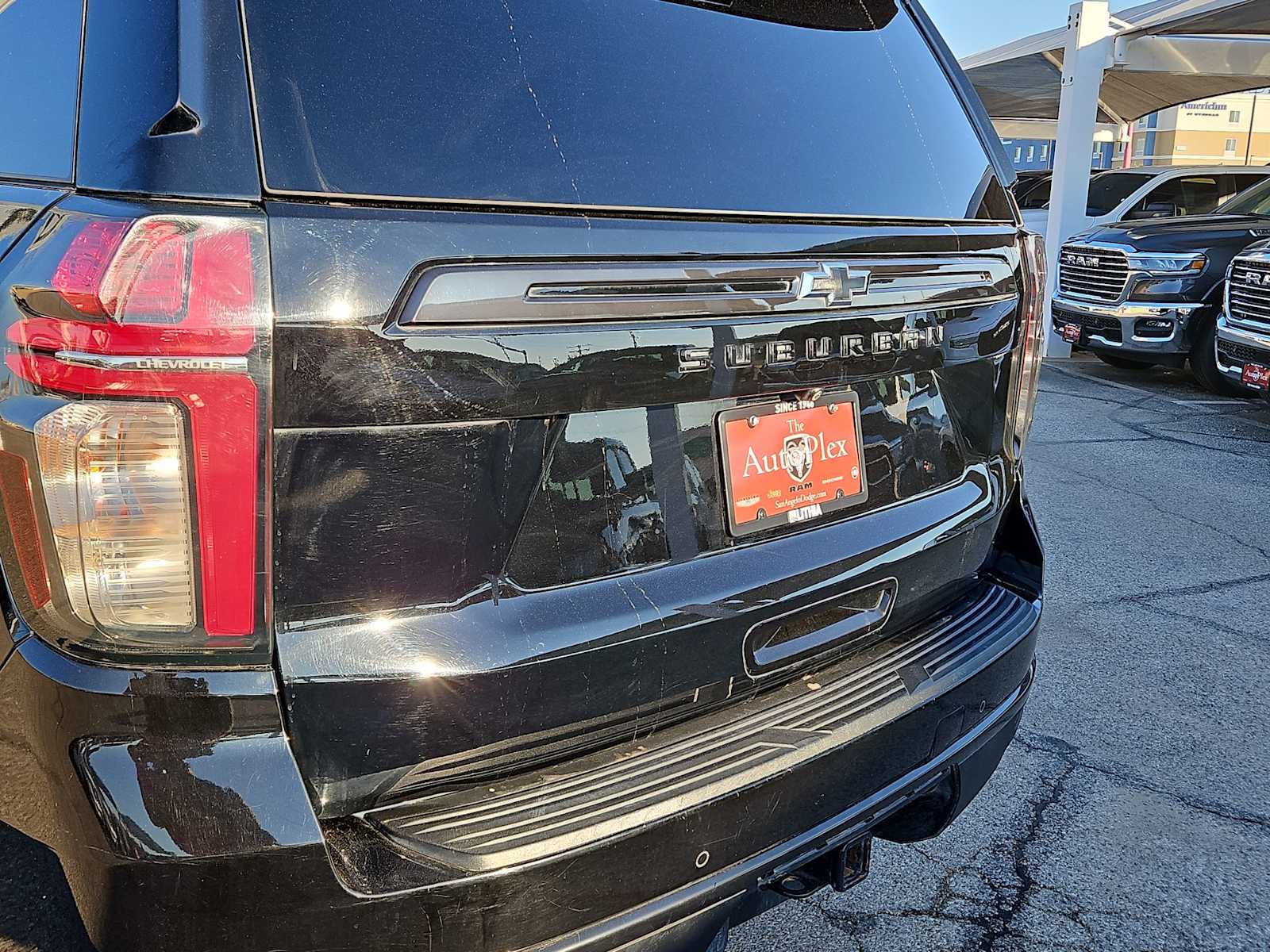 Thumbnail: 2021 Chevrolet Suburban - 23