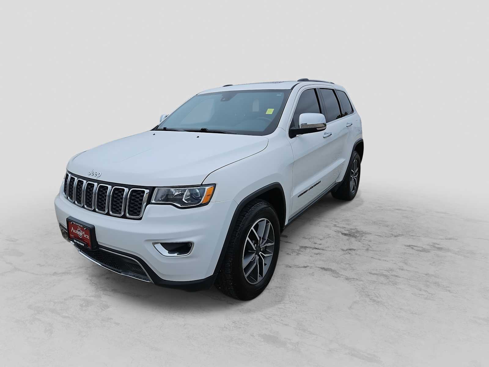 Thumbnail: 2021 Jeep Grand Cherokee - 4