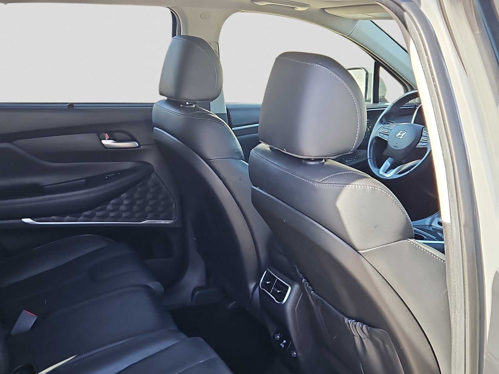 Thumbnail: 2023 Hyundai Santa Fe - 17