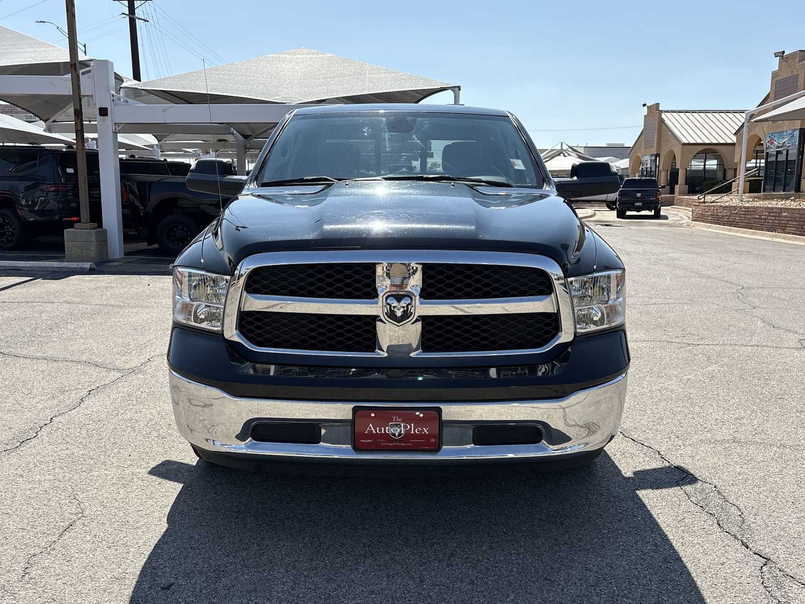 Thumbnail: 2023 RAM 1500 Classic - 3