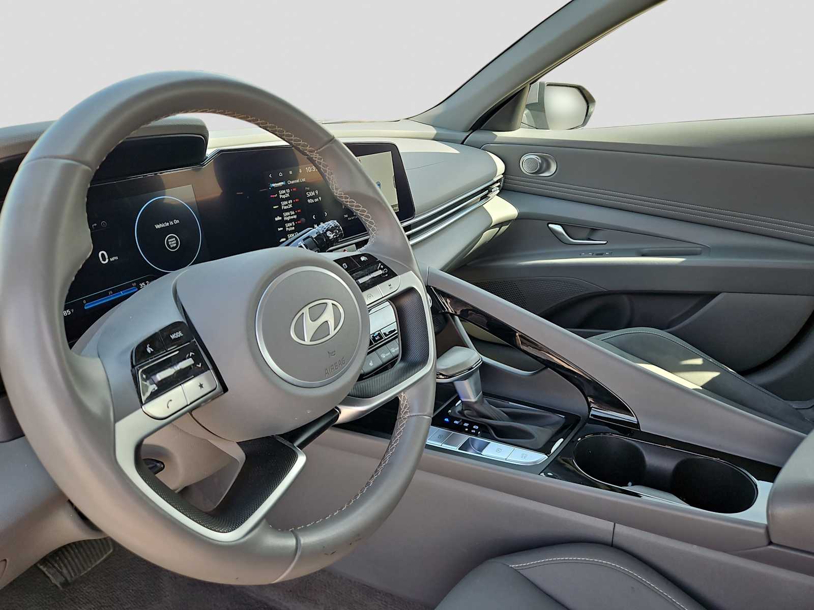 Thumbnail: 2025 Hyundai Elantra - 10