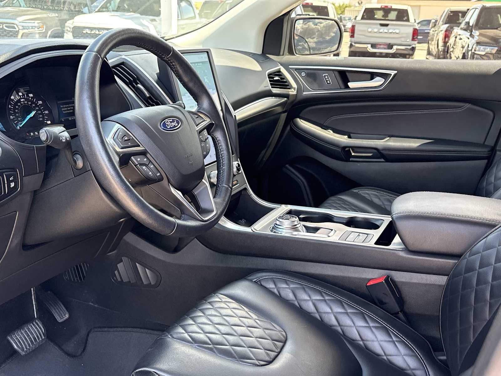 Thumbnail: 2023 Ford Edge - 10