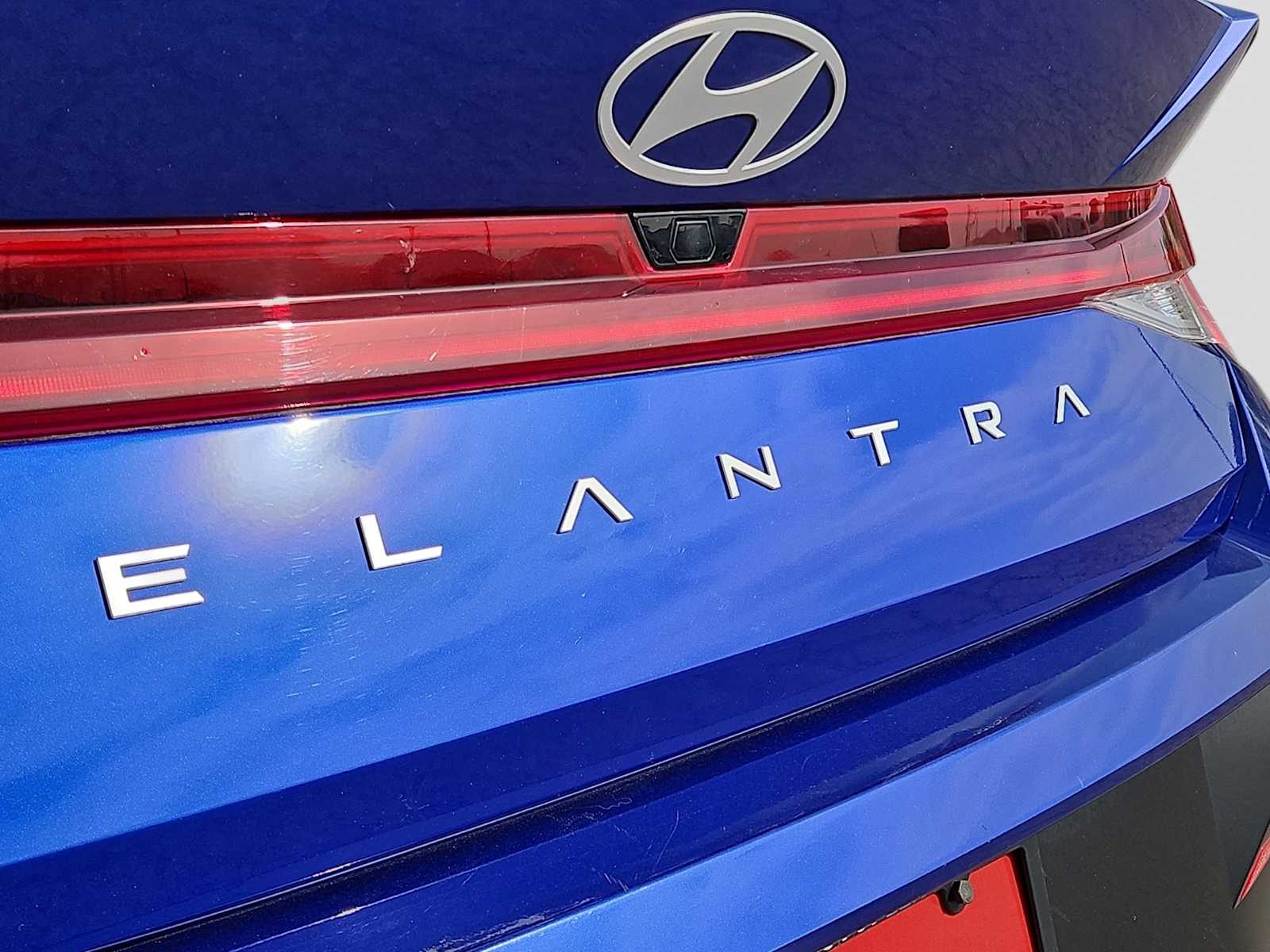 Thumbnail: 2025 Hyundai Elantra - 11