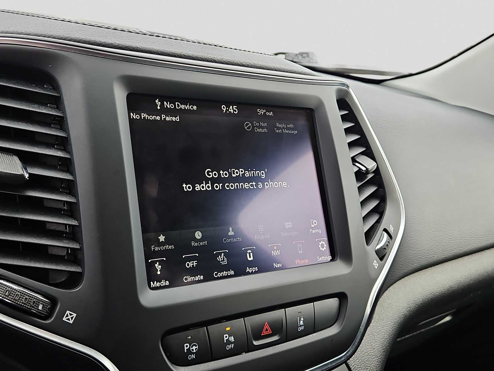 Thumbnail: 2023 Jeep Cherokee - 24