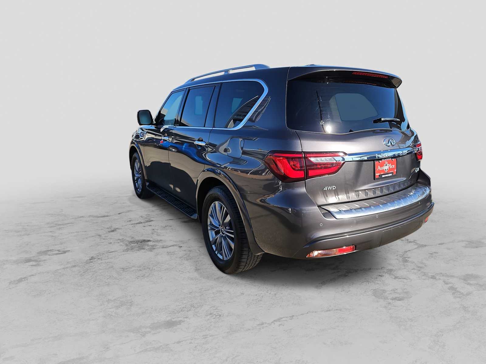 Thumbnail: 2024 INFINITI QX80 - 6