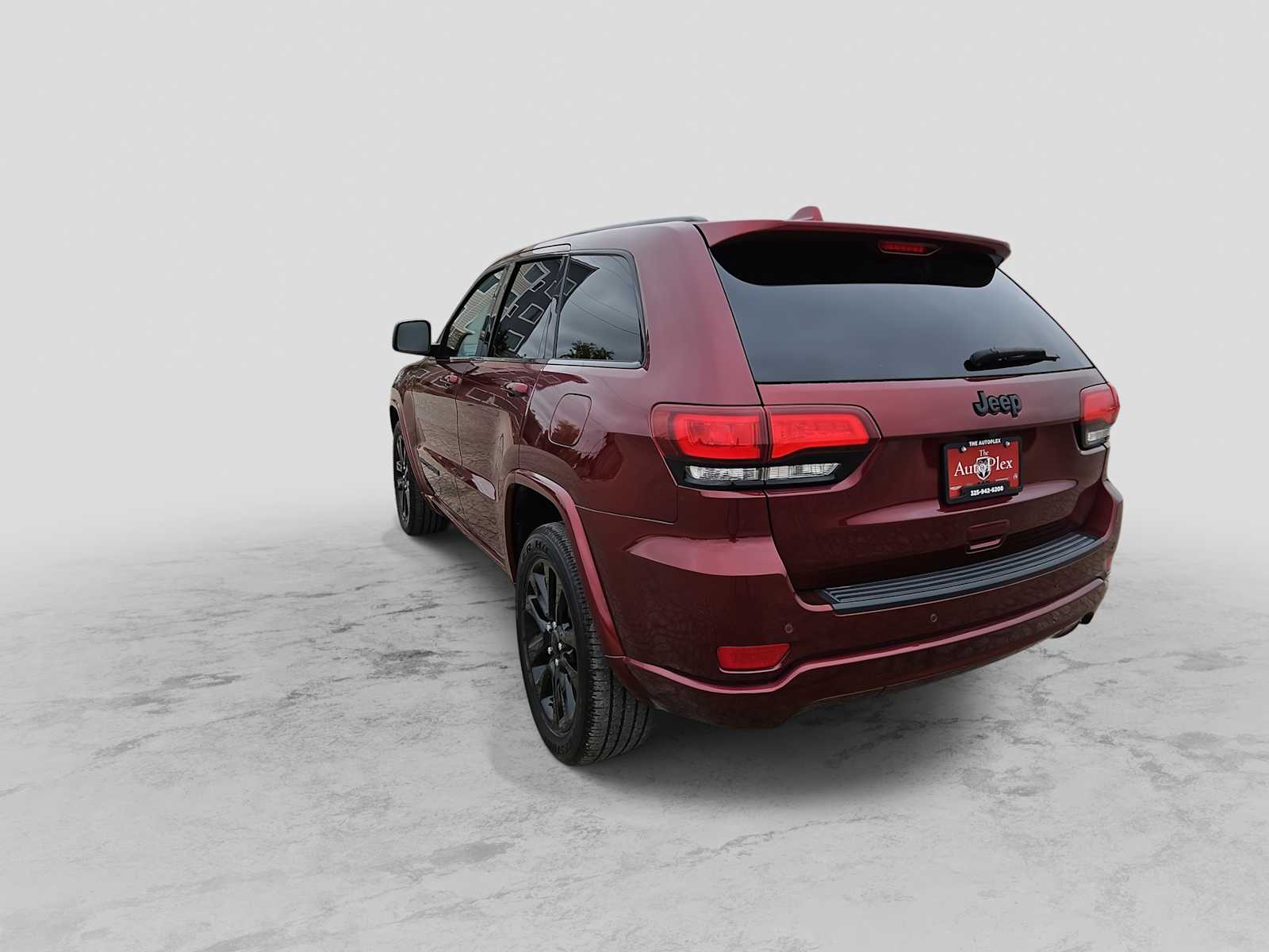 Thumbnail: 2019 Jeep Grand Cherokee - 6