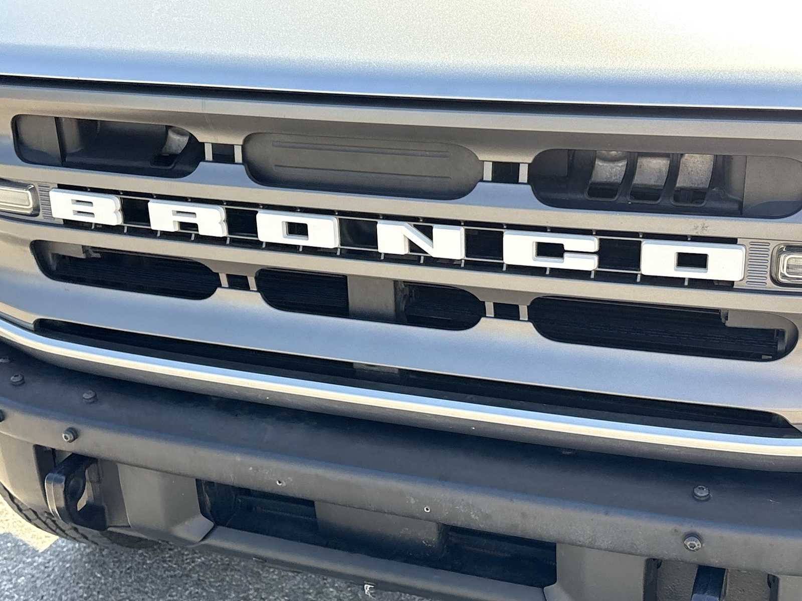 Thumbnail: 2022 Ford Bronco - 11