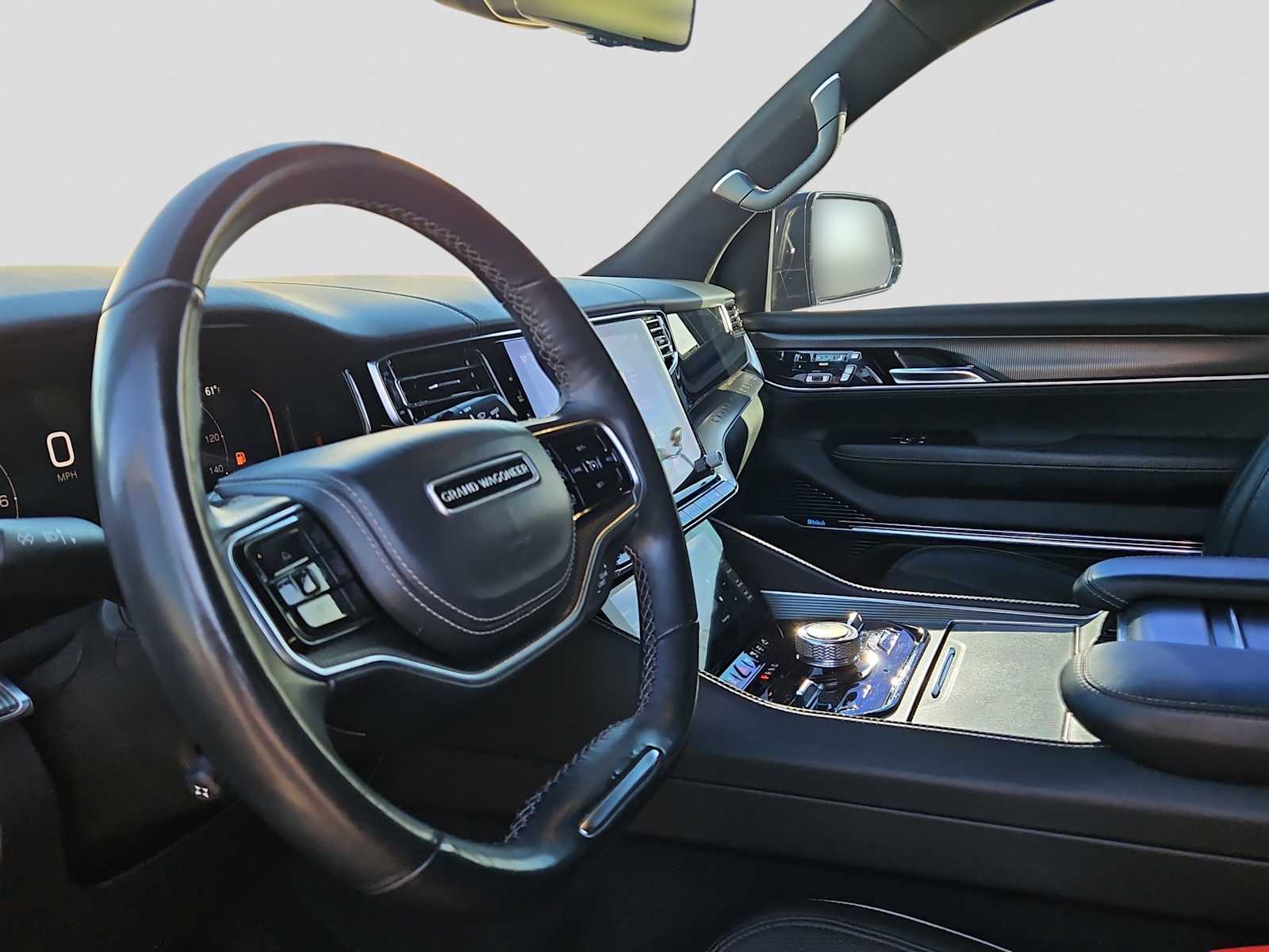 Thumbnail: 2022 Jeep Grand Wagoneer - 10