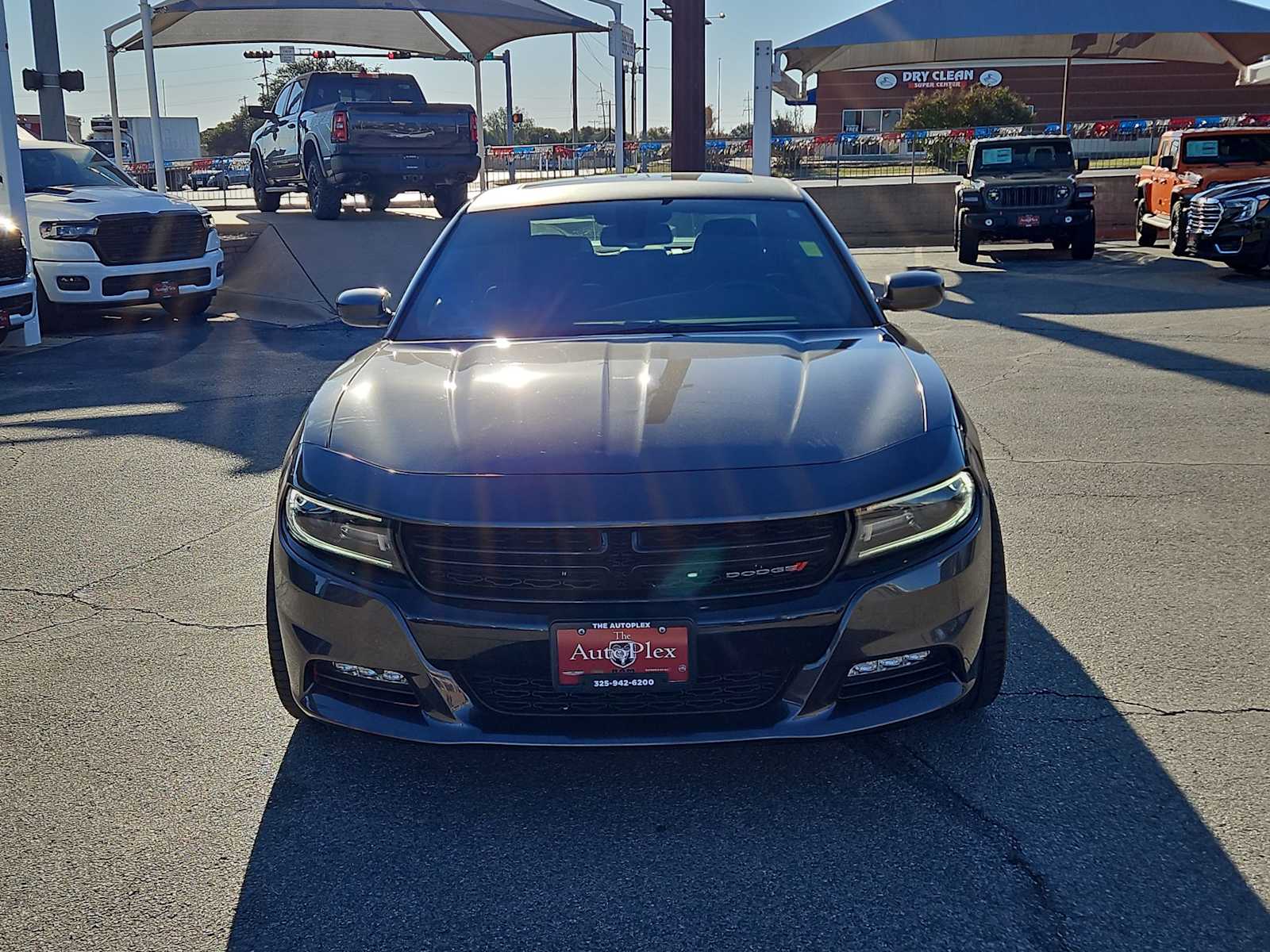 Thumbnail: 2019 Dodge Charger - 3