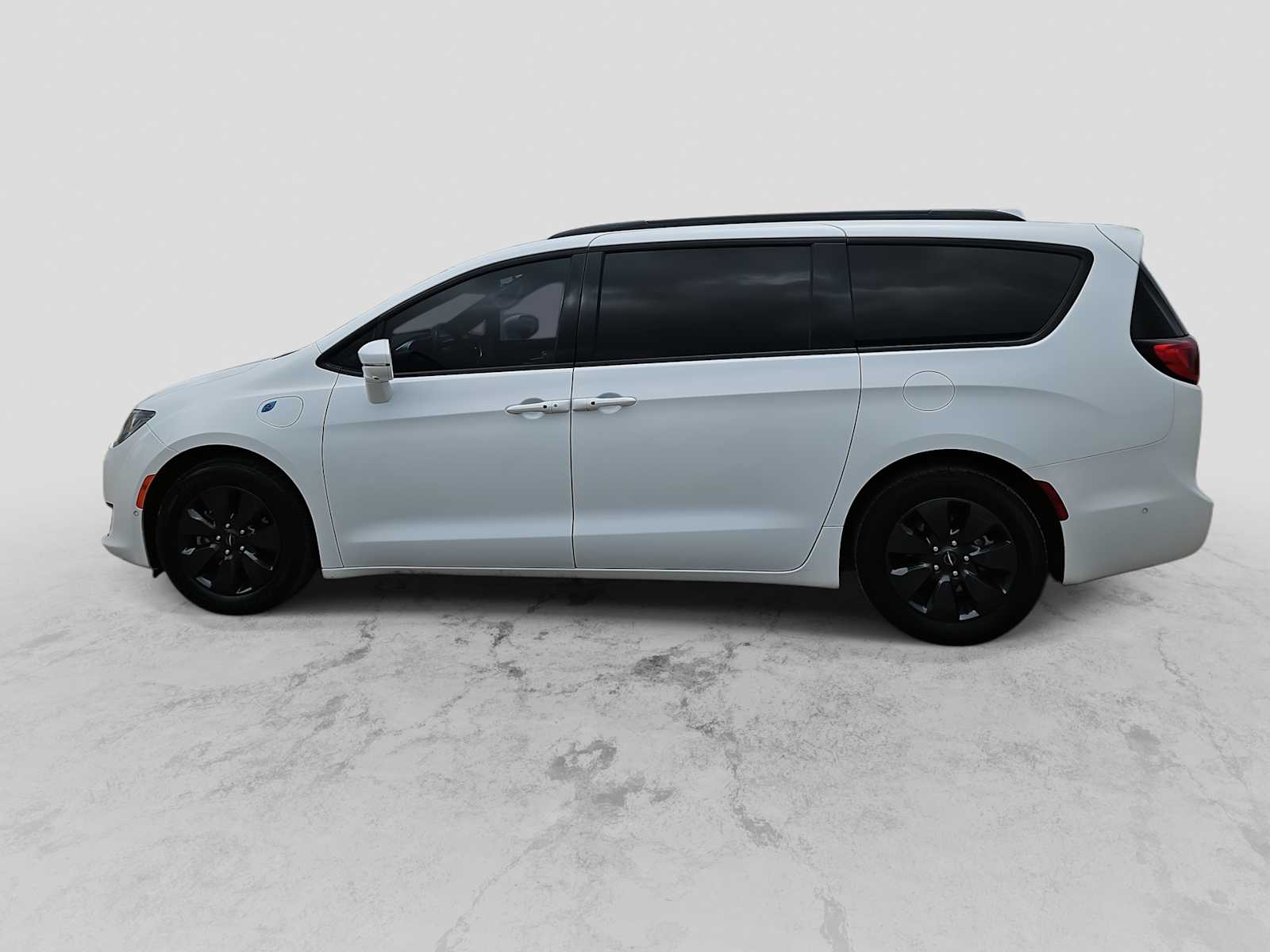 Thumbnail: 2020 Chrysler Pacifica - 5