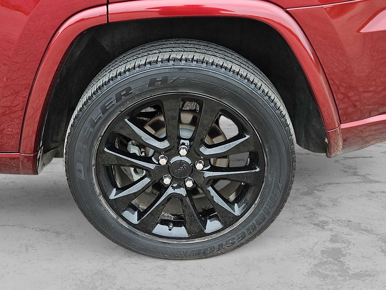 Thumbnail: 2019 Jeep Grand Cherokee - 12