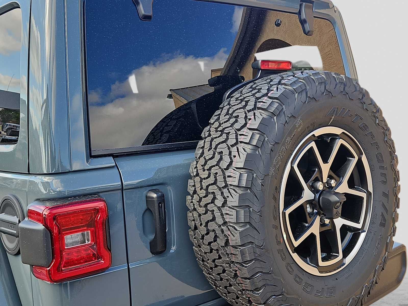 Thumbnail: 2026 Jeep Wrangler - 23