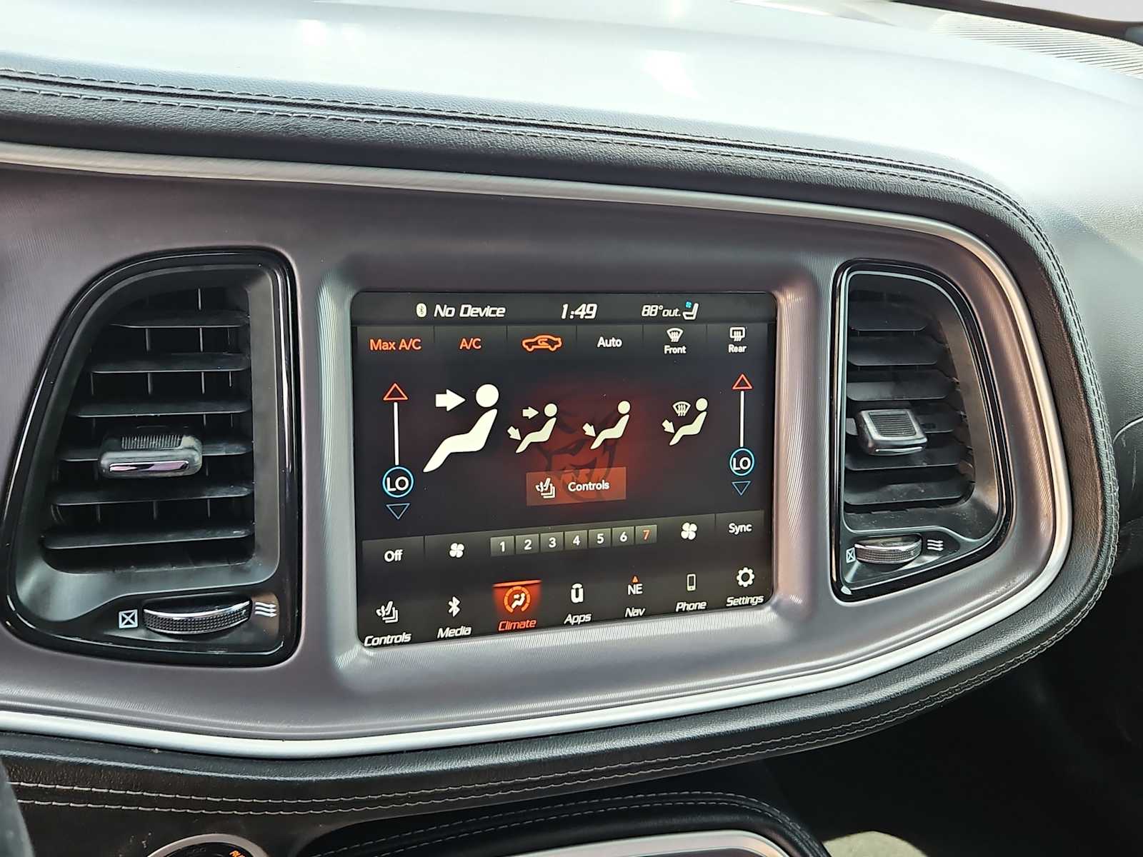 Thumbnail: 2022 Dodge Challenger - 25