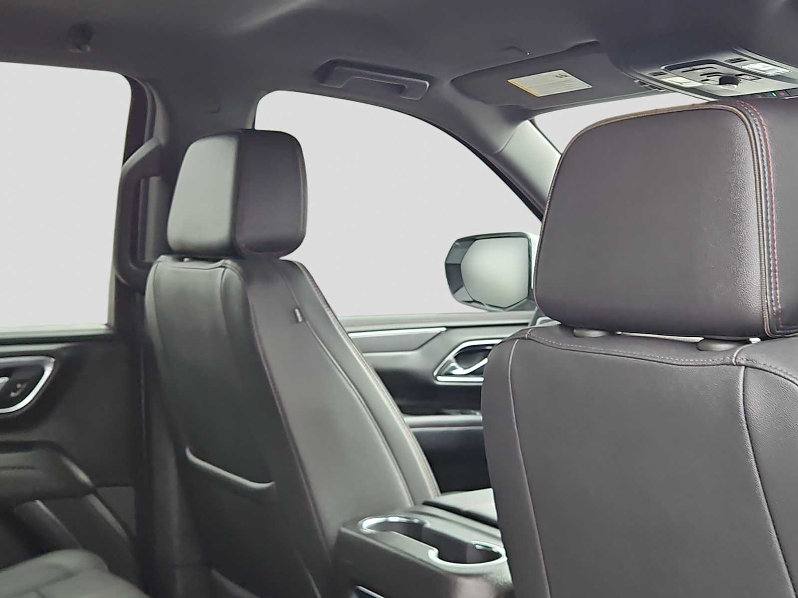 Thumbnail: 2024 Chevrolet Tahoe - 16