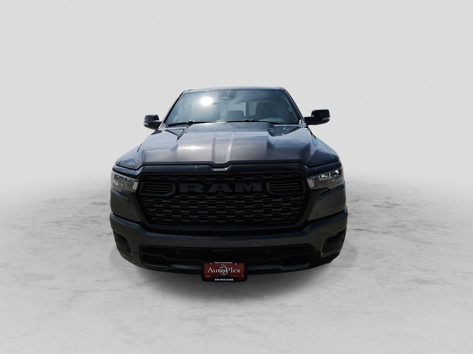 Thumbnail: 2026 RAM 1500 - 3