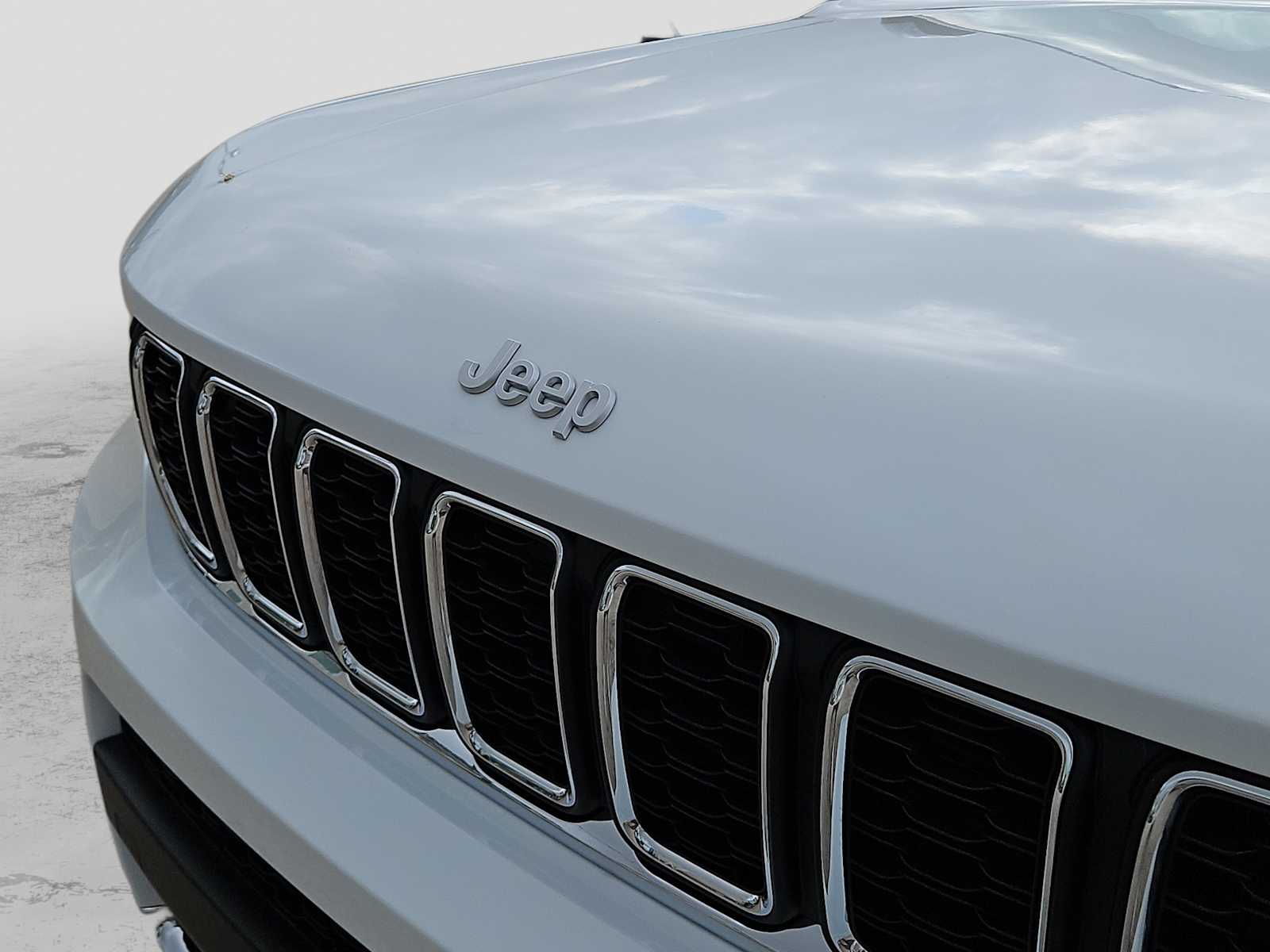 Thumbnail: 2026 Jeep Grand Cherokee L - 13