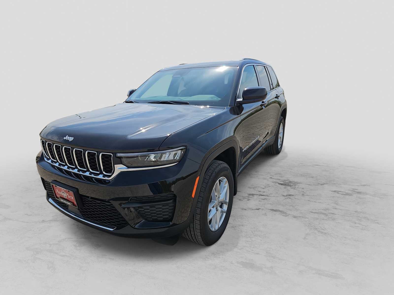 Thumbnail: 2026 Jeep Grand Cherokee - 4