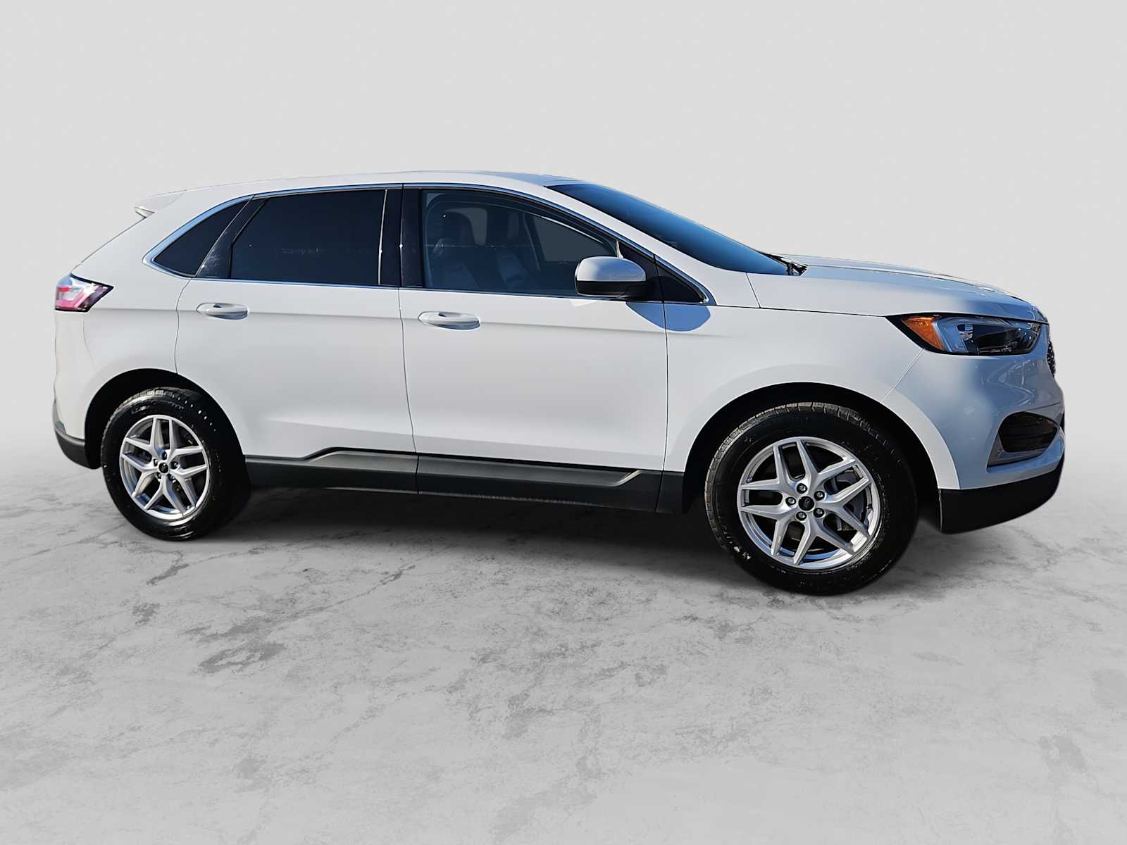 Thumbnail: 2024 Ford Edge - 9