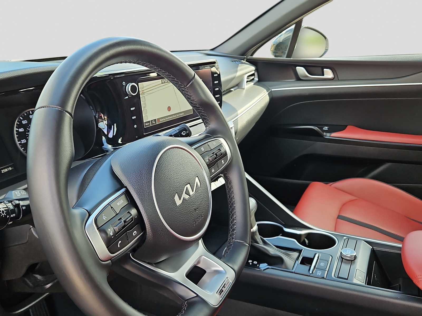 Thumbnail: 2023 Kia K5 - 10