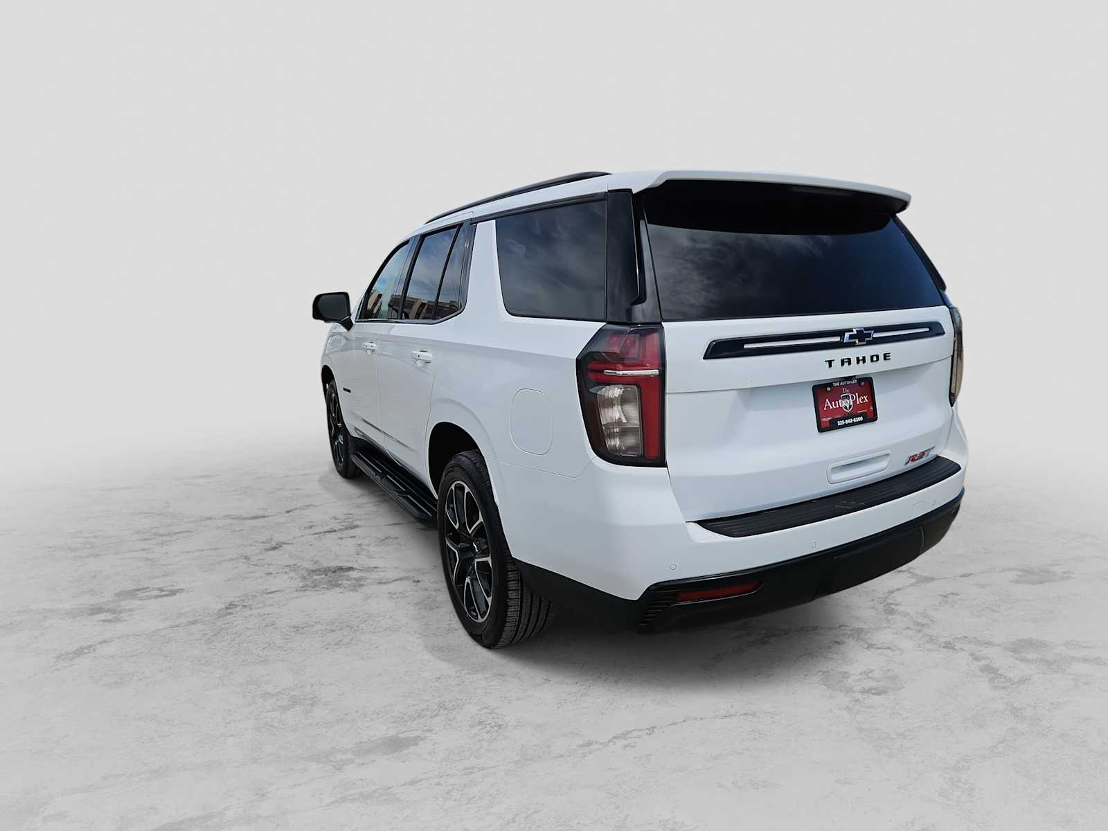 Thumbnail: 2023 Chevrolet Tahoe - 6